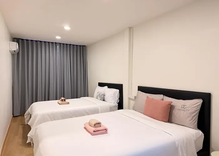 Villa Serenova Siam Paragon,